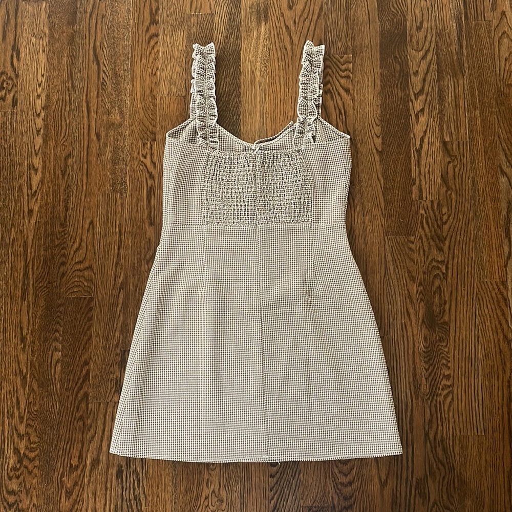 Gingham seersucker olive green & white dress, size Medium. - Picture 2 of 2